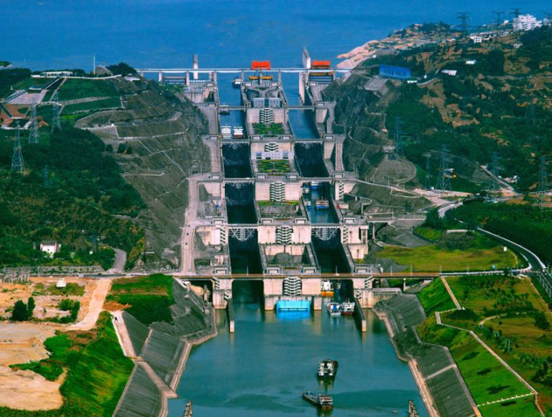 黄河困局:下游断航50年,水深不足3米,又被泥沙"绊住脚"?