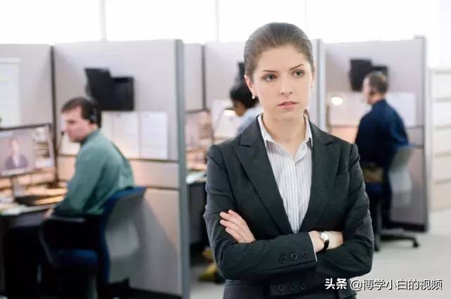 礼仪的基本原则（职场社交礼仪的四大基本原则分享）