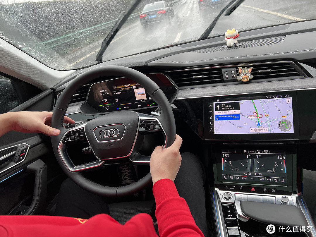 不期而遇的好车—2021款etron sportback提车