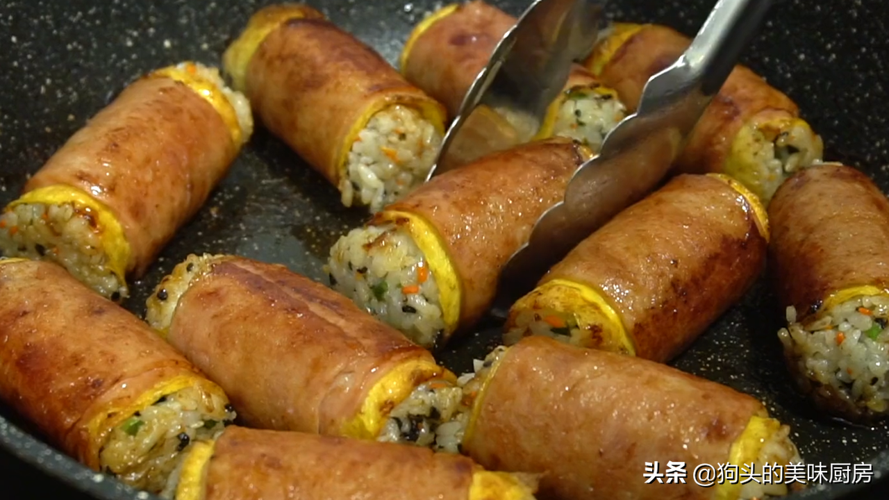 吃不完的米饭试试这样做，加三个鸡蛋，有菜有肉，营养又健康