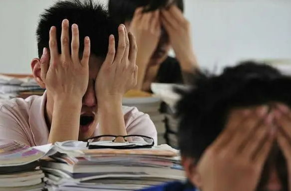 官方发布通知，有4类考生不管成绩多好，也都将没法参加高考