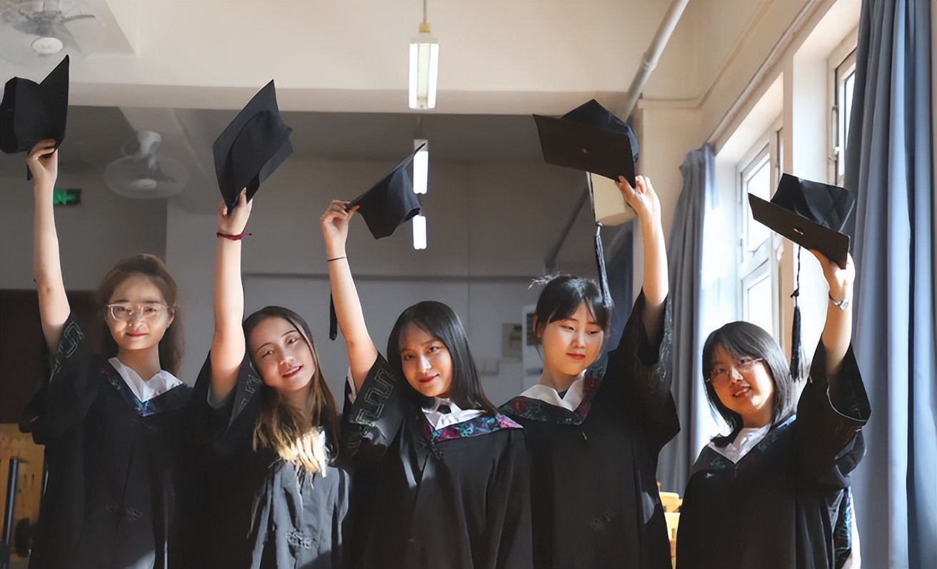 别错过“白嫖”的机会！大学毕业生可以领这些补贴，5年内才行