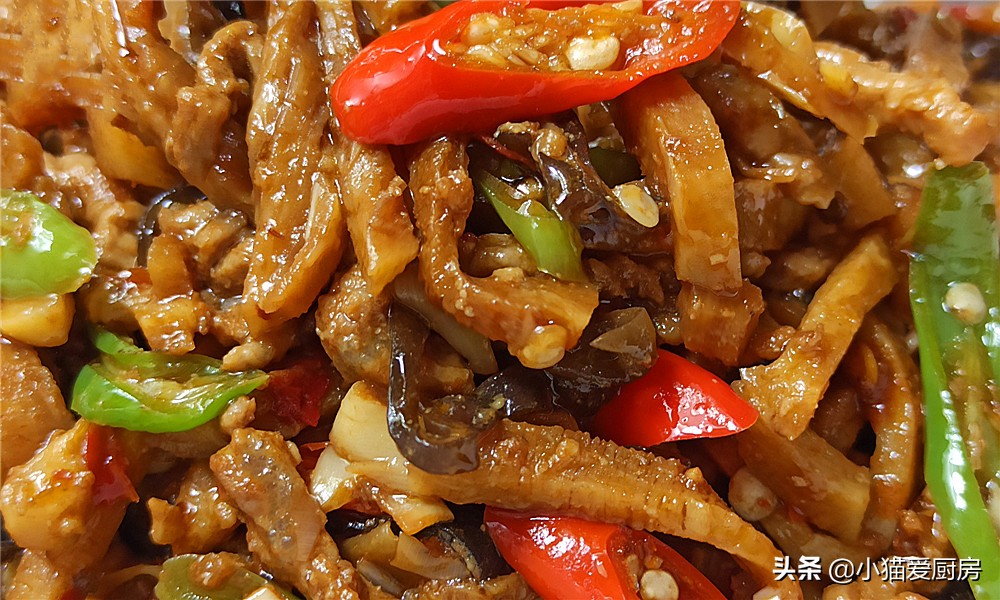 分享冬笋炒肉的好吃做法，香脆爽口鲜香下饭，炒出来多吃两碗饭