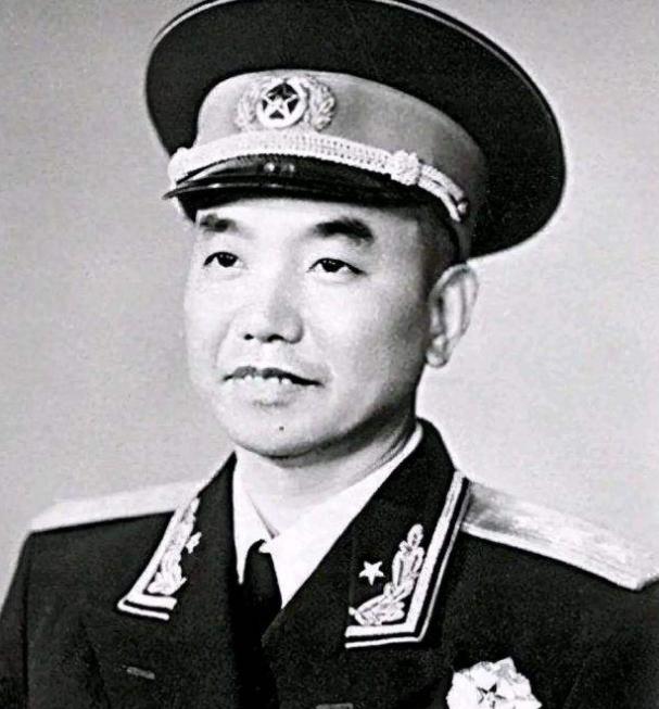 十大元帅背后的山头平衡：八路军六大师长的权力博弈
