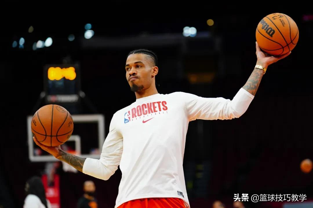 NBA火箭教练真上场打比赛了！不当教练了，直接选择复出打球