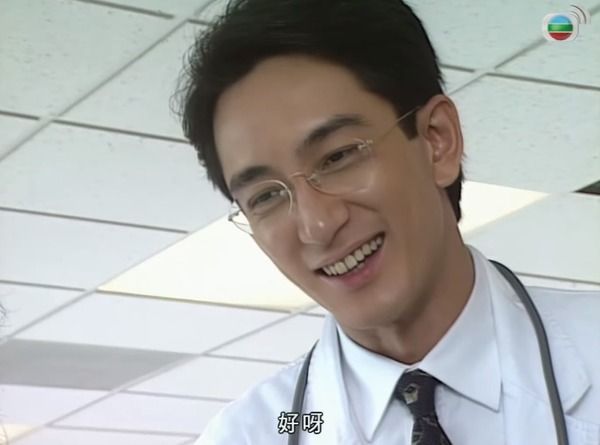 入行40年｜吴启华坦言TVB做男一月薪不及电影一日人工