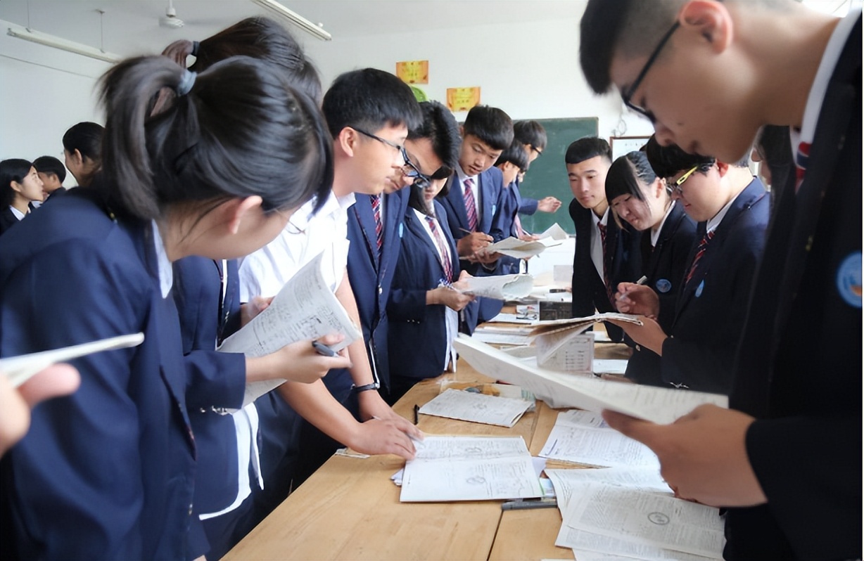 高中数学成绩不理想，报考志愿时避开三个专业，未来发展会有影响