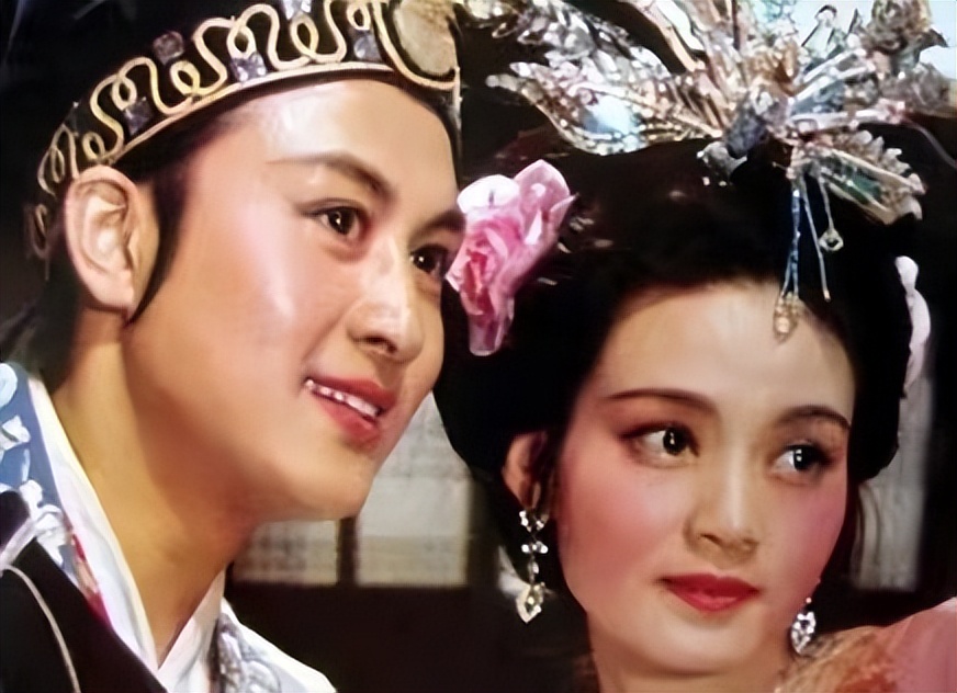 潘虹：离婚36年依旧单身，一生无儿无女，60岁以后有了烦心事