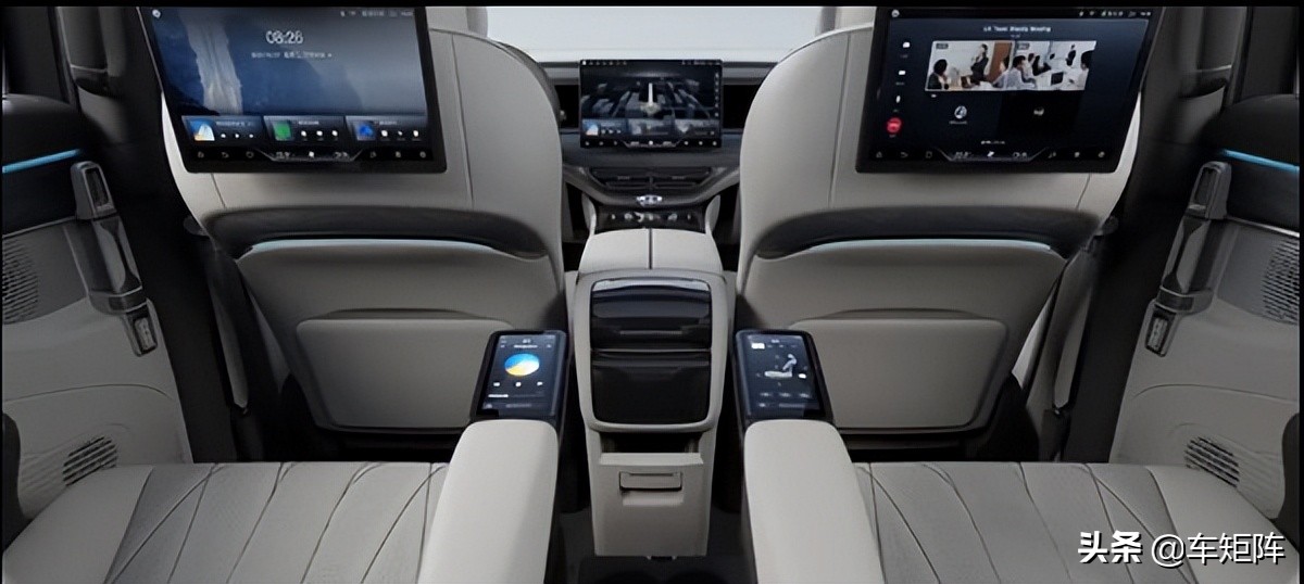 豪华不输埃尔法！大7座腾势D9双侧电滑门，或成国产高端MPV新标杆