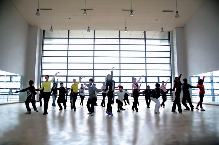 新增4个专业扩招19人，解读中央戏剧学院2022年本科招生艺考政策