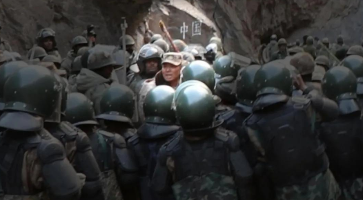 祁发宝团长身边的翻译，已提干进入军校：当时职责所在，绝不后退