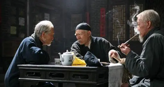 静坐百年，等待一瓯茶，喀什的悠闲生活已经让我过年不想回家