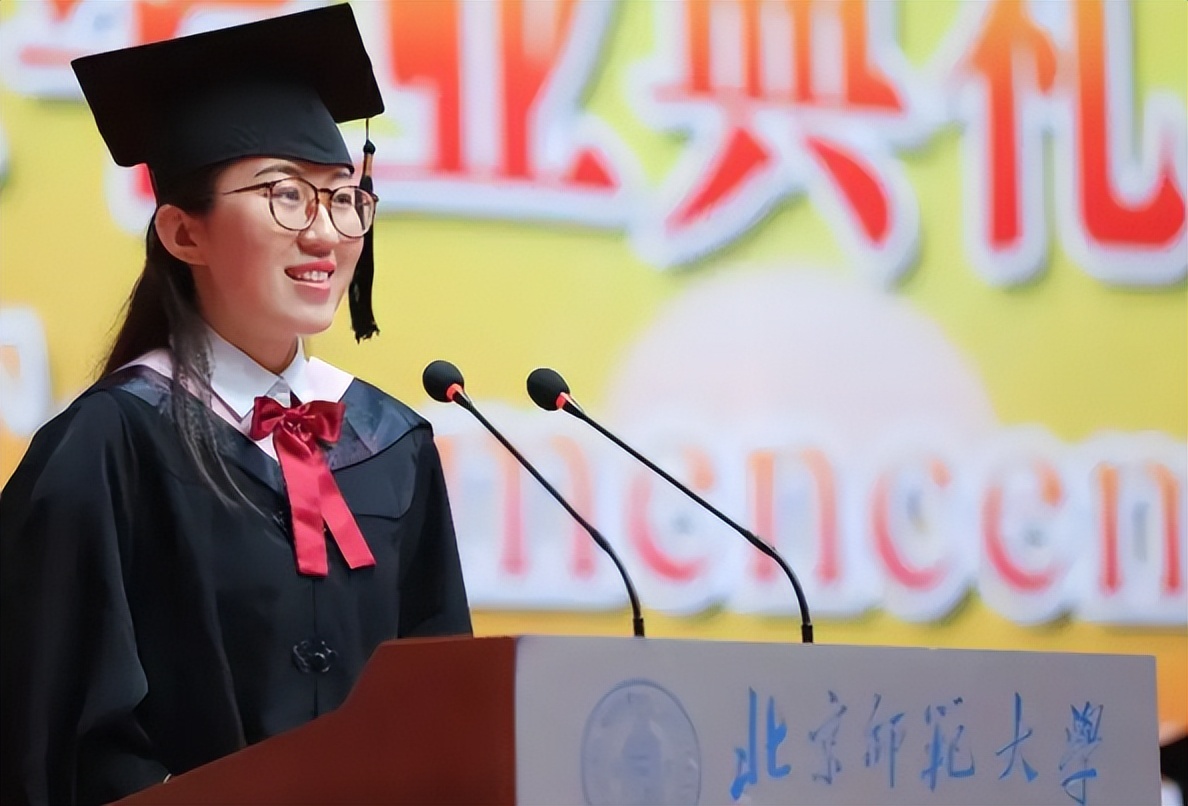 工作多年后才发现，“师范生”和“医学生”相比，差距不是一般大