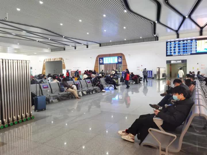 生态科技新城：严守“东大门”，筑牢疫情防控屏障