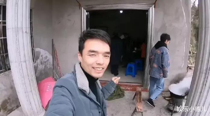 《小乔行中国》抖音网红整天去丈母娘家蹭饭火了