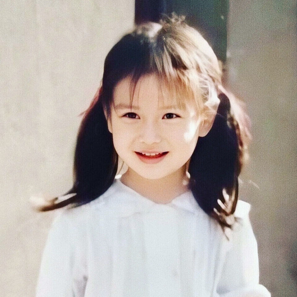 Angelababy:小嫩模变成大明星,4年赚12亿,黄晓明为她做了嫁衣