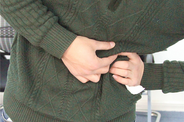 中国有句老话讲：“酒为百药长”，每天“小酌二两”，会发生啥？