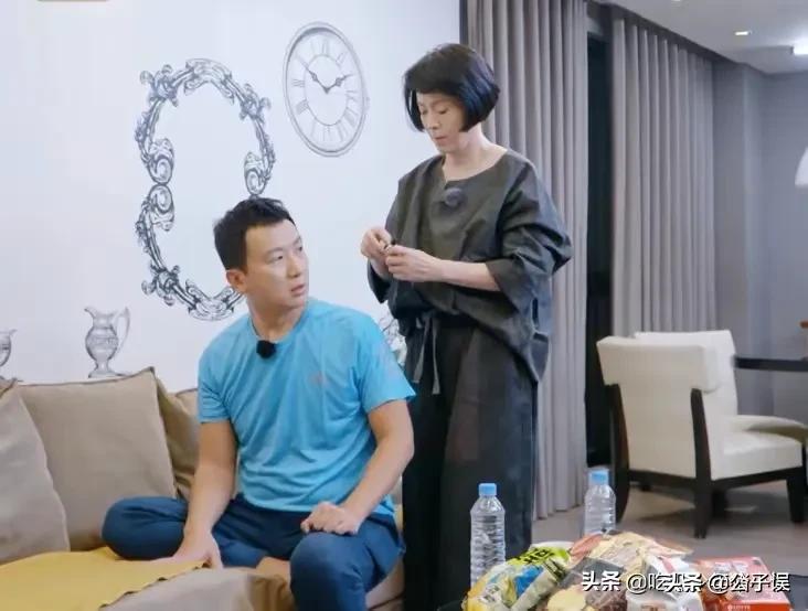 侯佩岑情史，情别连胜文，情散周杰伦，情定黄柏俊，一个妈两个爹