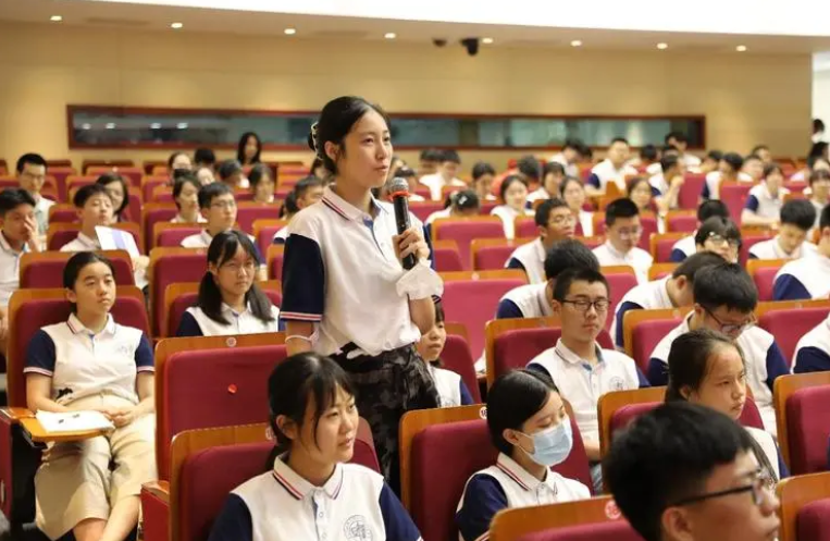 私立学校（私立学校迎）