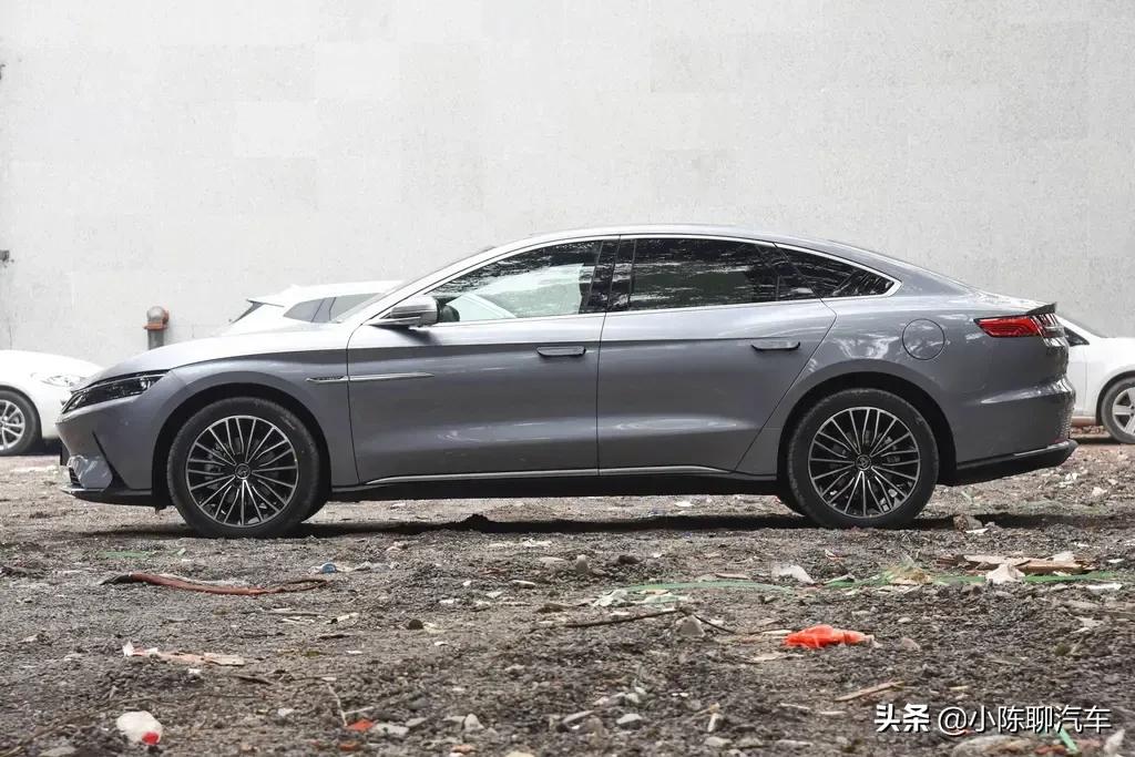 比亚迪汉EV：20.96万买标准续航版，配163kW电机