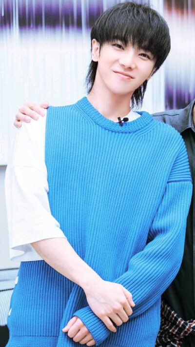 男星衣品—华晨宇（二）