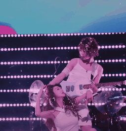 《乘风破浪3》二公逆袭，《梦中人》惊艳撩人，《山海》燃爆全场