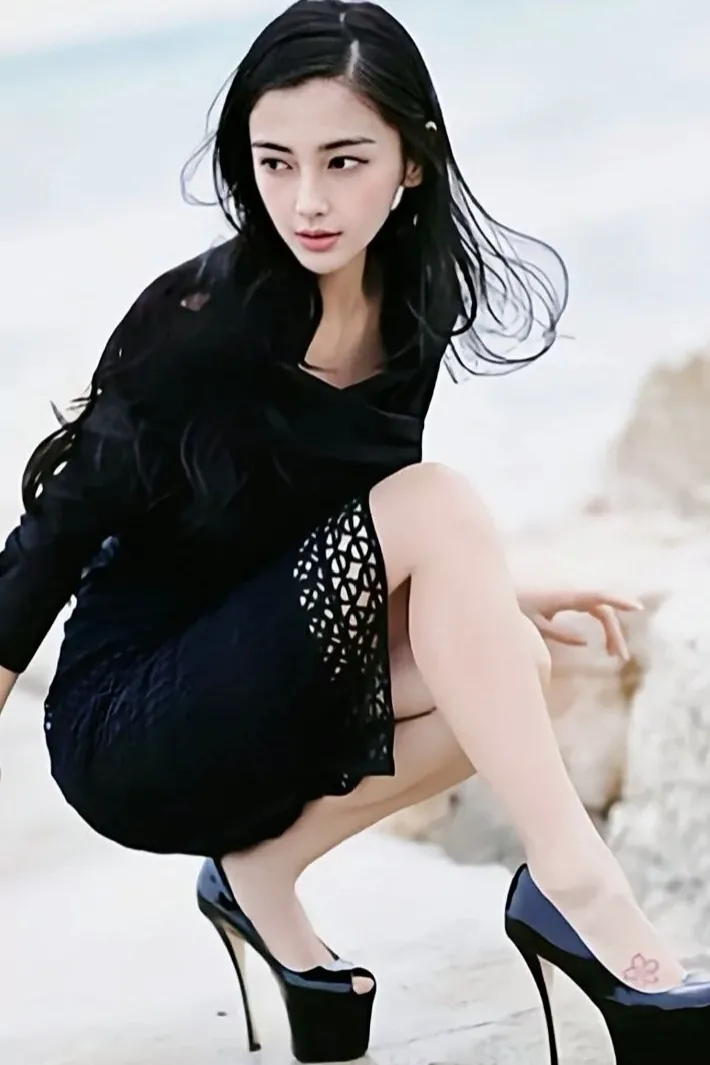 杨颖：吸引力十足