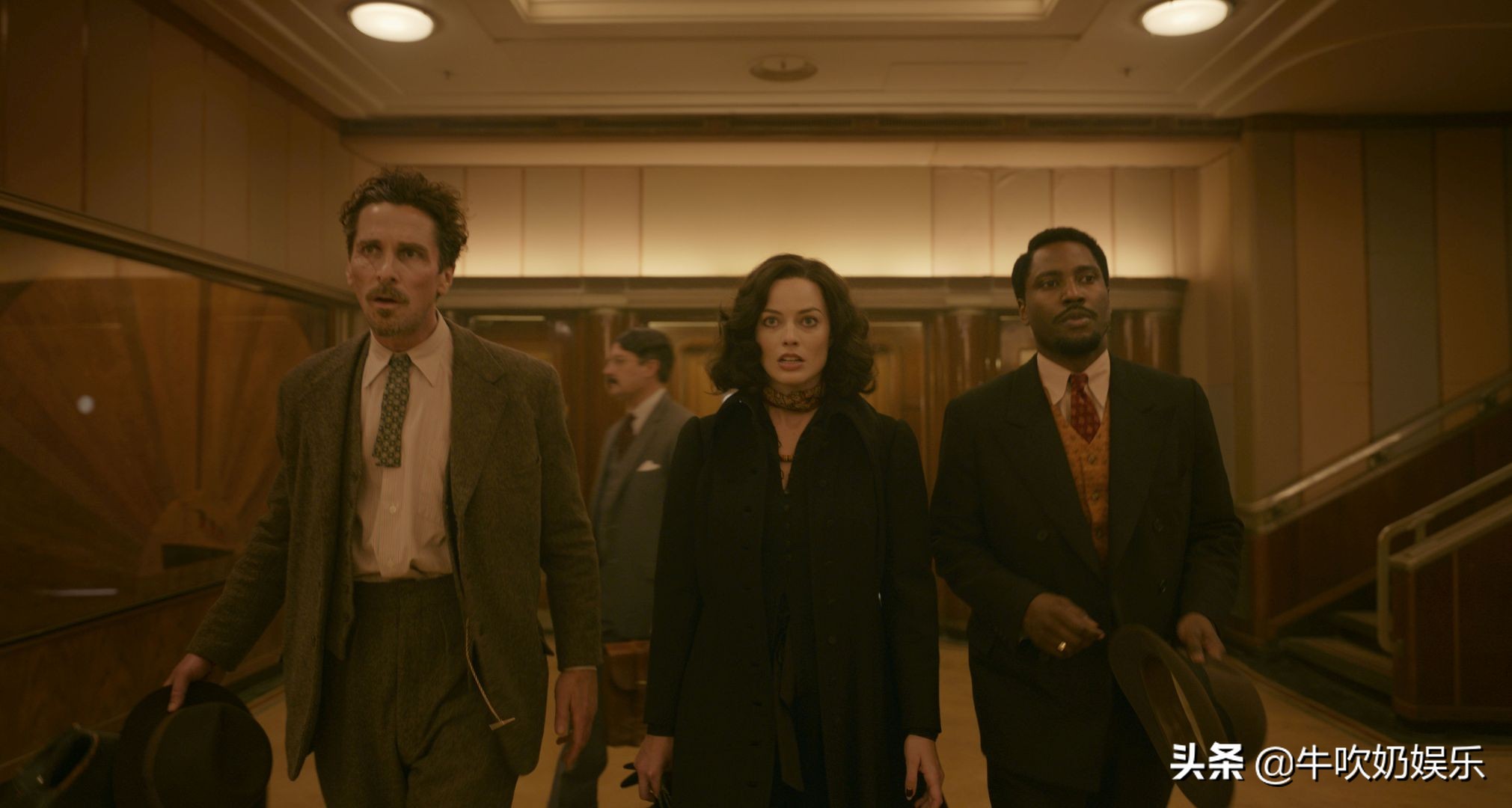 《阿姆斯特丹》众星云集侦破美国史上大悬案