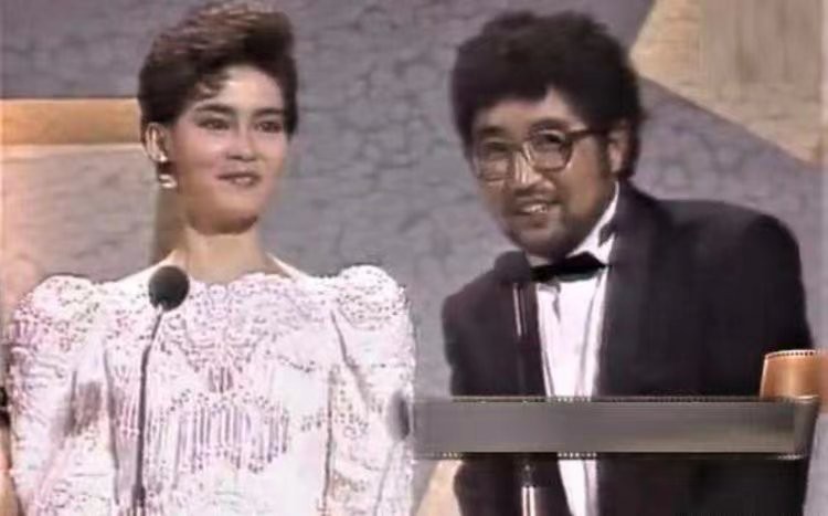 潘虹：离婚36年依旧单身，一生无儿无女，60岁以后有了烦心事