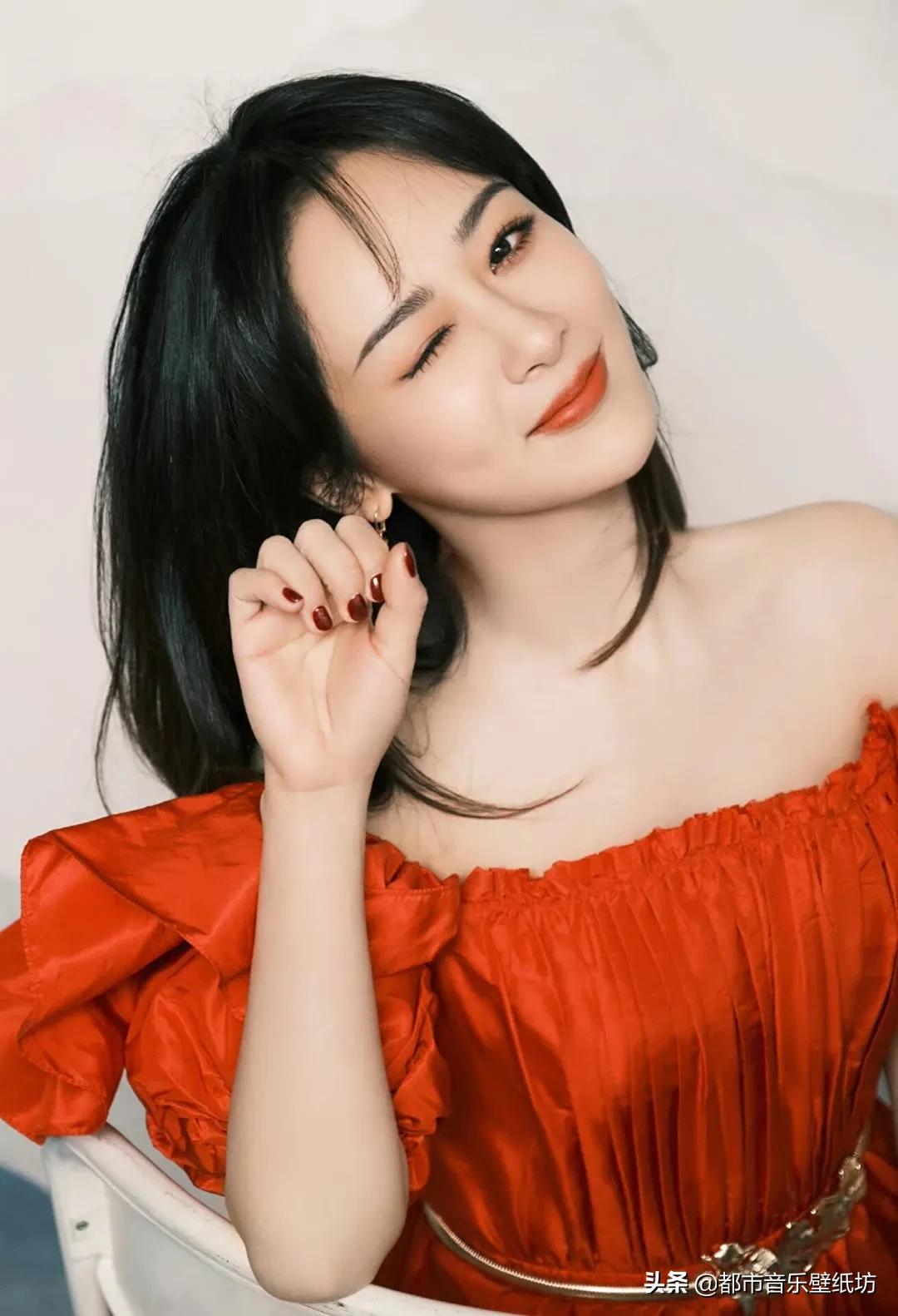 杨紫高清时尚穿搭美图壁纸精选