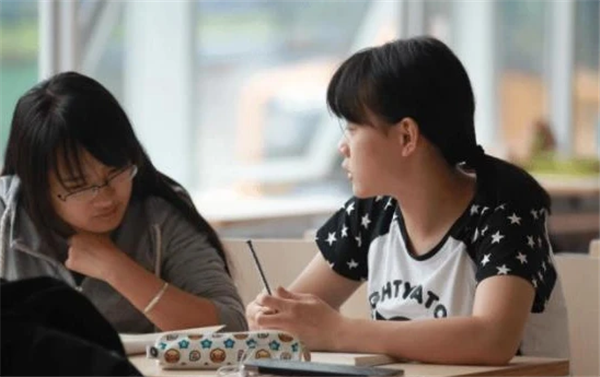 中小学2022放假时间确定，最长假44天，不补课的“神兽”怎么办