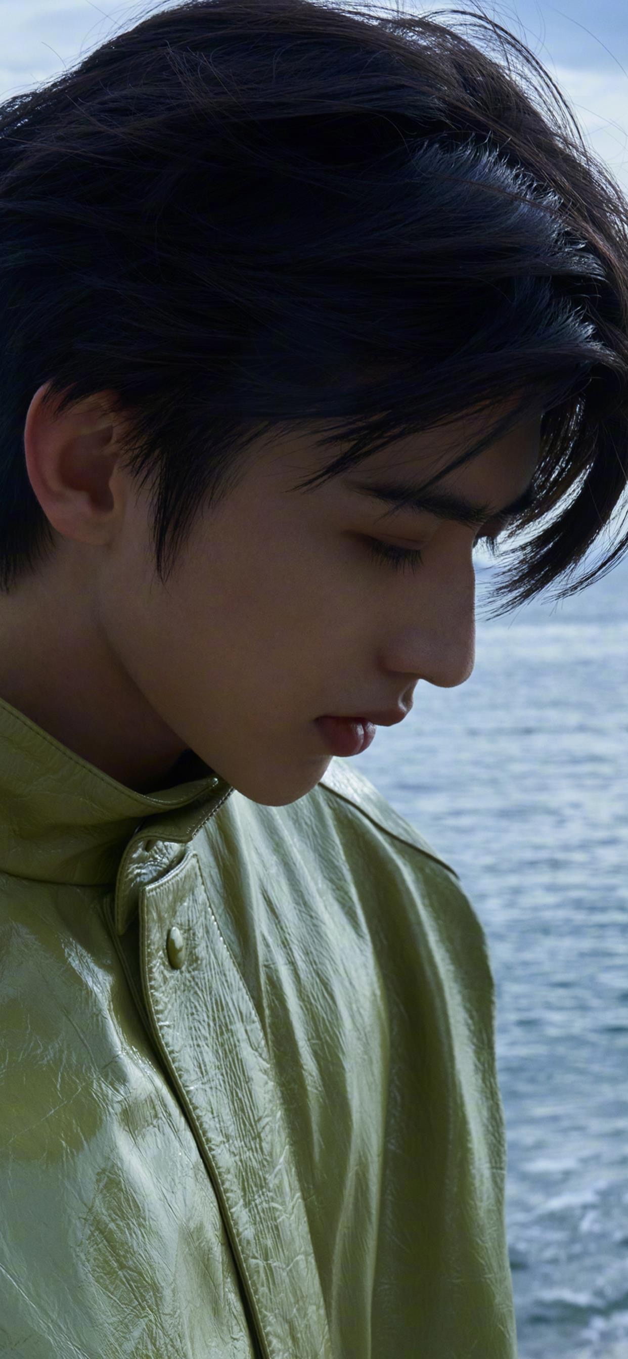 蔡徐坤壁纸｜海边独特魅力