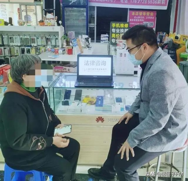 小菜场里的免费法律咨询摊儿，校园里的教授级外卖员~现在的志愿者，“卷”得漂亮