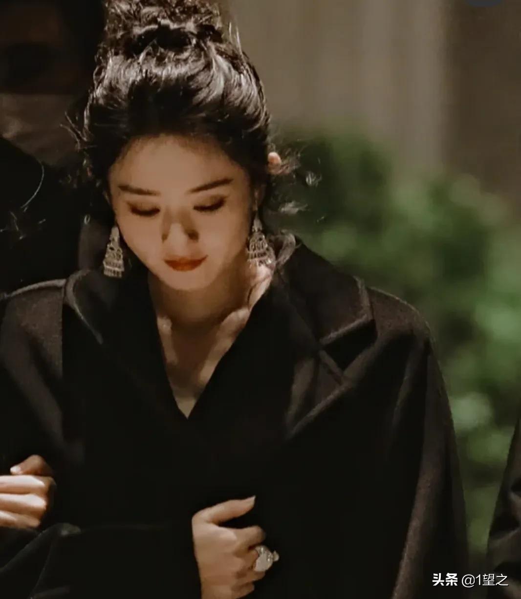 又飒又酷的女明星太美了