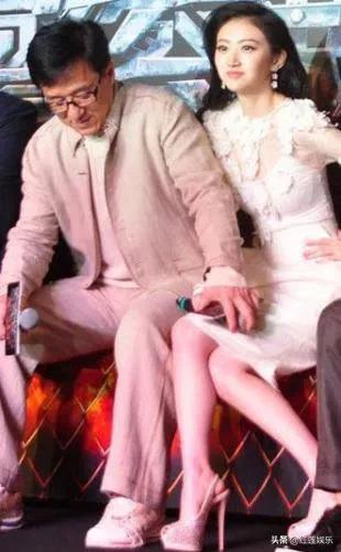 成龙的腿型O型腿，为什么老一辈人的腿不太直？