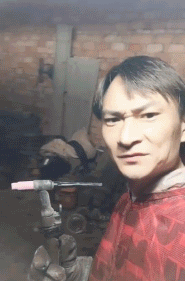 神评爆笑合集：女朋友发信息说她脚冷我怎么办，神评笑死我了
