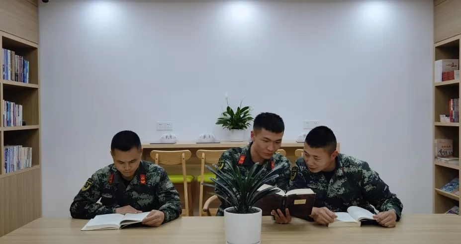 侯<a href=http://www.cngansu.cn/news/ target=_blank class=infotextkey></a>ܶ¤֧ӣĻײ͡