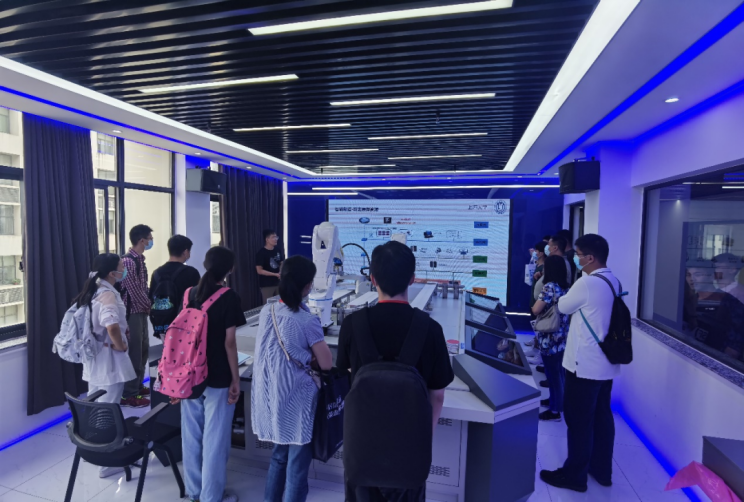 拥有最好学科，走出院士！上海硬核学院，毕业生“集体”入职华为、腾讯等！