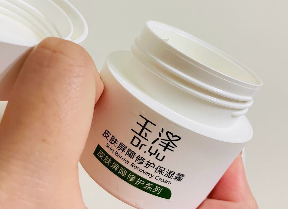 50岁女人，买护肤品别太看重品牌！这5个老国货，抗老效果很不错