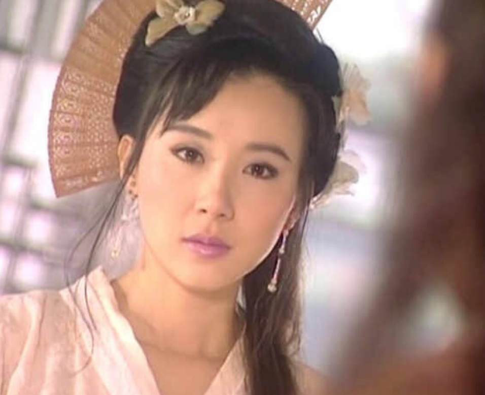 90年代别出心裁的古装造型：绒毛头，满天星，扇子头，渔网头