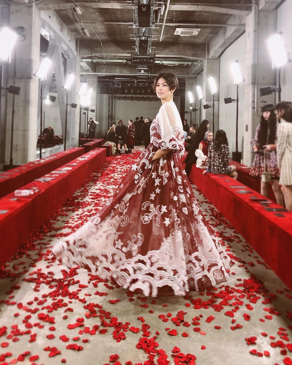 日本卡戴珊美女姐妹花！豪门出身超拽，却双双被渣男骗惨？