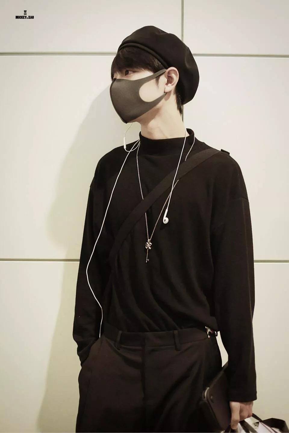 考古肖战:2018年9月—12月机场时间线汇总,今天请叫我收图狂魔