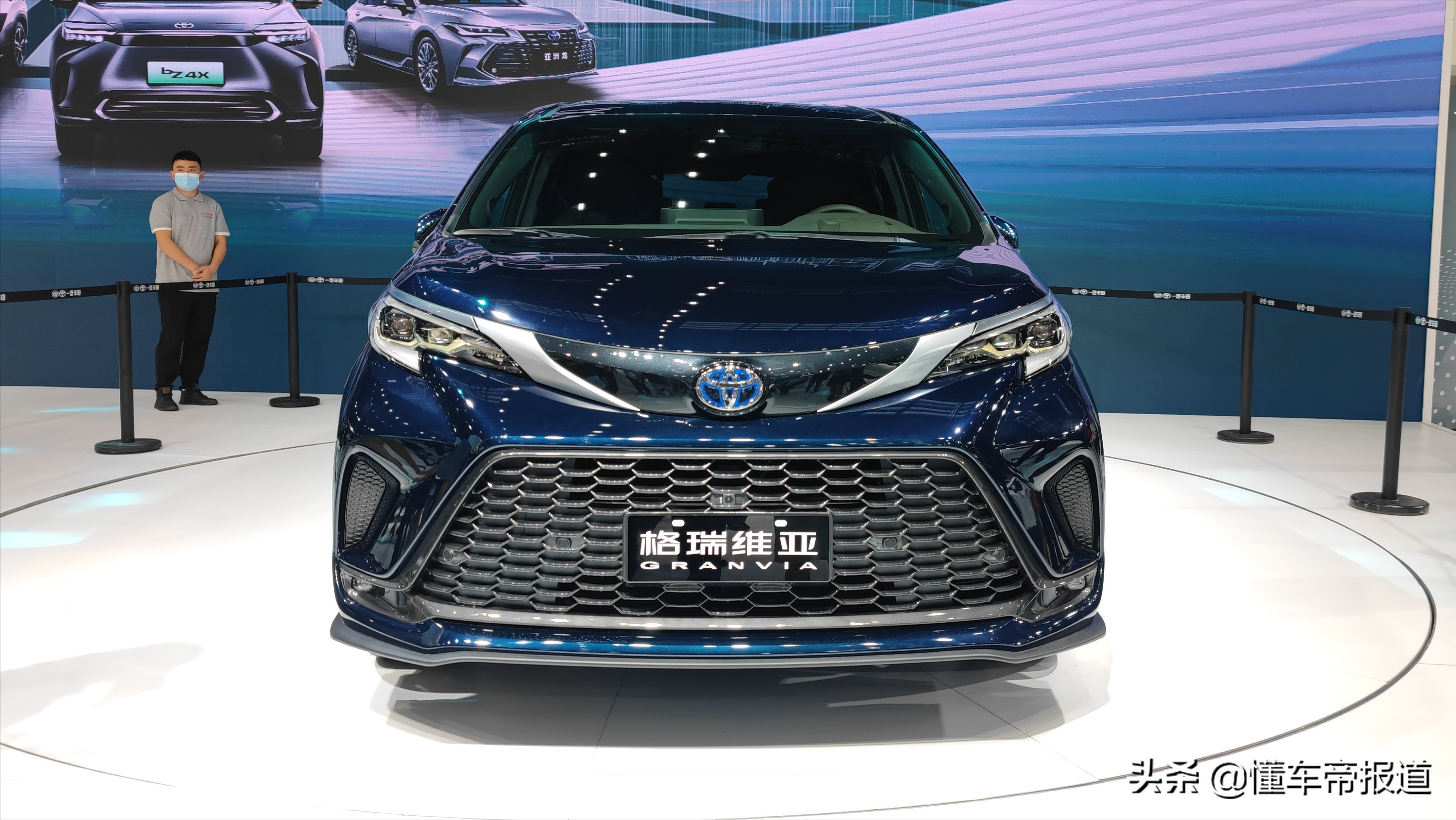 丰田塞纳多少钱(2022年丰田塞纳多少钱)-我的快乐小窝