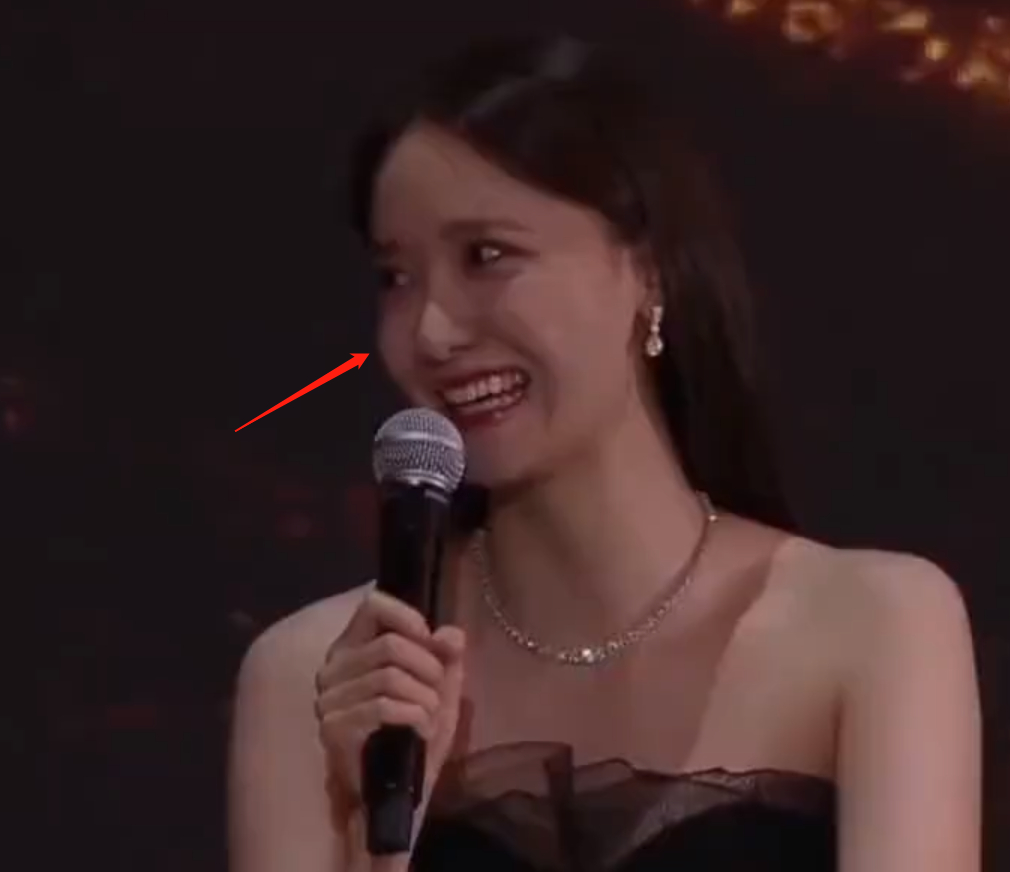 韩国青龙大赏明星生图！没了滤镜颜值集体掉线，金高银发际线堪忧