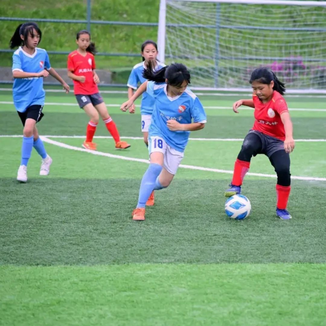 大林小学参加2022年第二届“天府杯”校园足球总决赛取得优异成绩