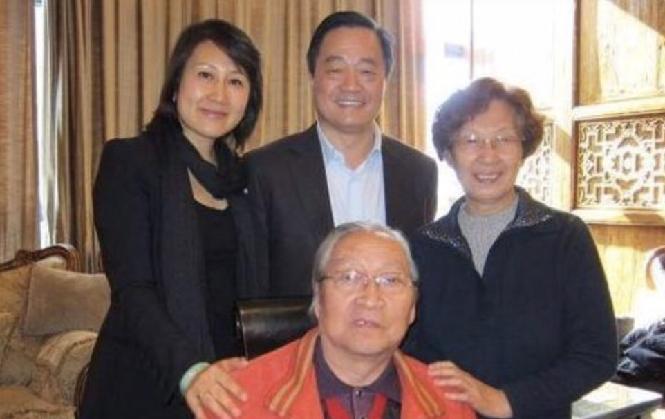 演员张凯丽结过几次婚(国民媳妇张凯丽:支持普通丈夫创业,留下永远洗