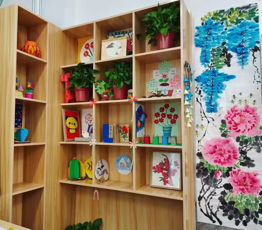 爱是这所学校最响亮的名片——记神木市西交康桥慈善学校以德育教育为特色，打造老百姓家门口的好学校