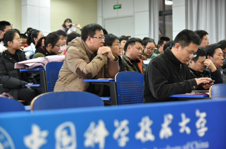 国内大学普遍被分为8档，学生考上第四档就算学霸，你在哪一档？