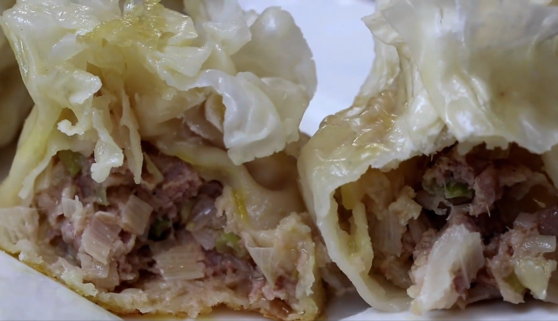 内蒙烧麦一条街,260元一斤全是肉,重量只算皮,解密隐藏吃法