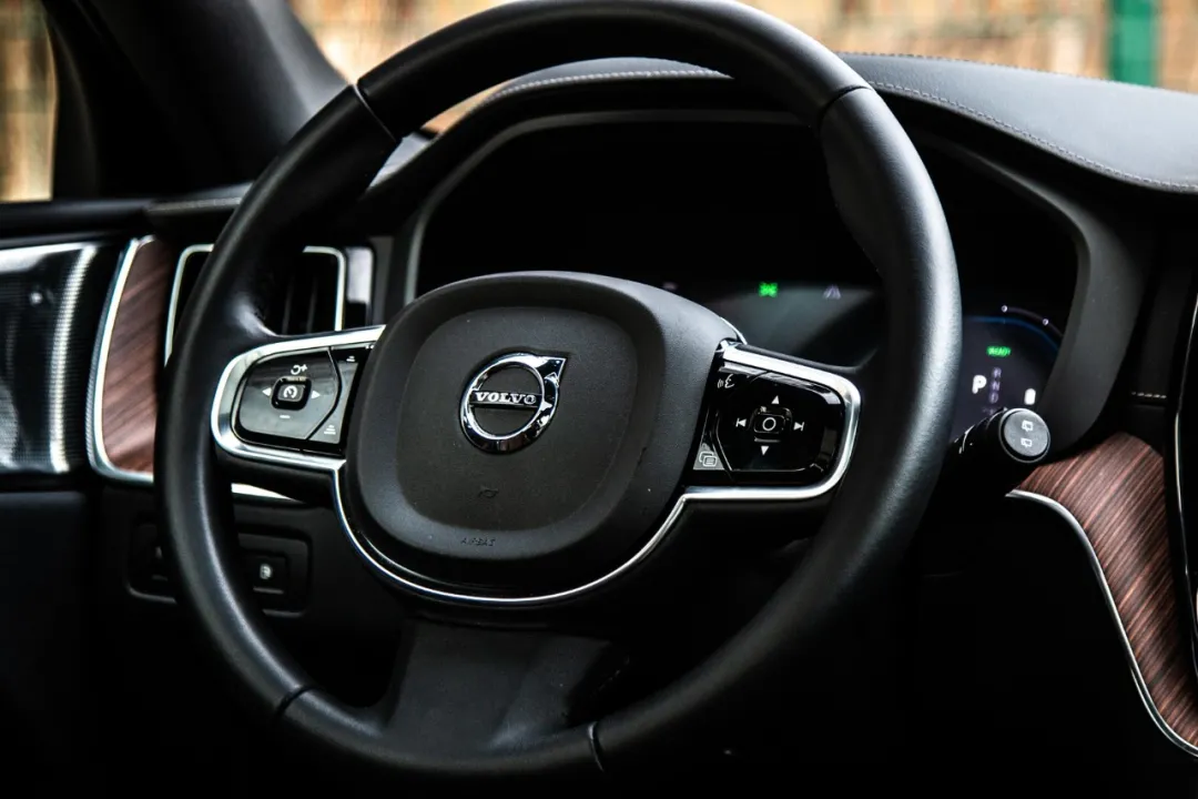 50万级性能天花板在哪?XC60 T8:看这里